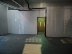 Cheap level 2 space @ Jalan Besar | internal toilet | Bare  (D8), Shop House #595722521